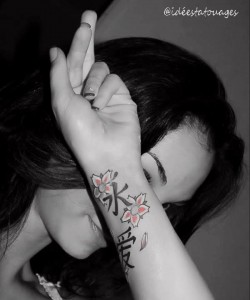Quelques modèles de jolis tatouages au poignet pour femme – l’amour éternel